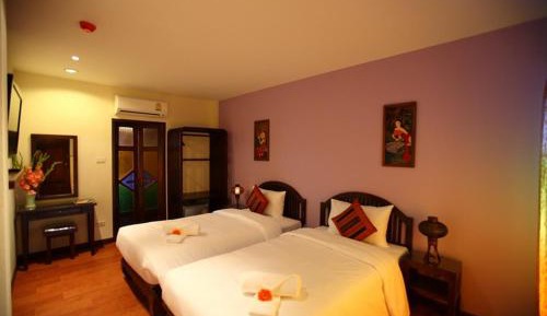 Deluxe Twin Room