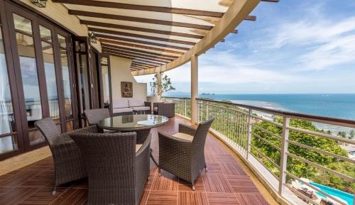 Sunset 2 Bedroom Penthouse