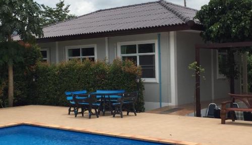 Triple Room with Garden View