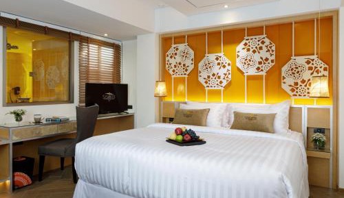 Luxury King Room
