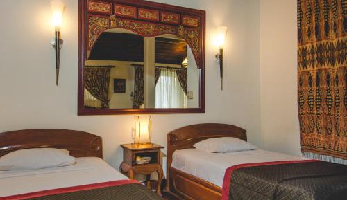 Junior Suite with Balcony