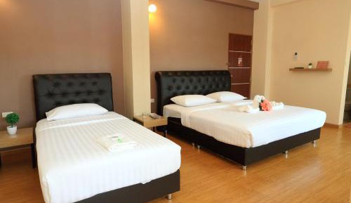 Triple Room with Private Bathroom