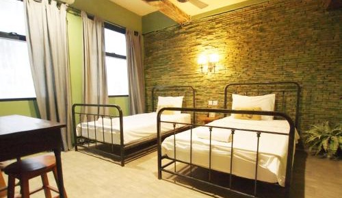 Twin Room with Private Bathroom
