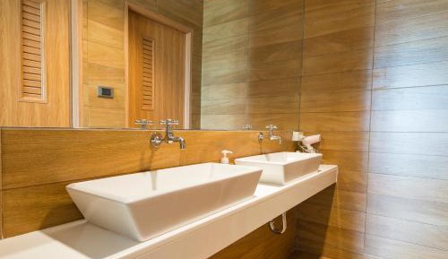 Standard Double Room with Shared Bathroom