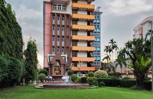 Phaya Thai Hotel | The Capital Mansion