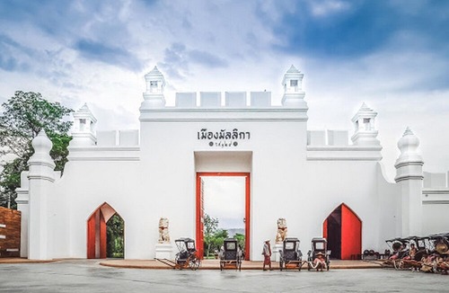 Dan Makham Tia Hotel | OYO 75339 Full Frame Resort