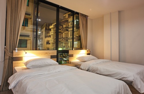 Phaya Thai Hotel | Le Bonheur Poshtel
