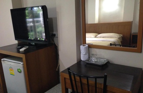 Nana Hotel | White Orchid Inn