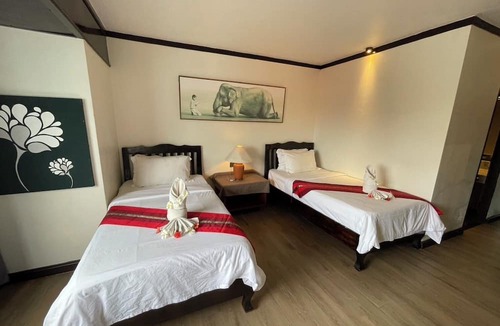Thapae Hotel | Tapae Place Hotel Chiangmai