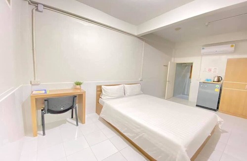 Khanna Yao Hotel | Ze Residence Ram Intra