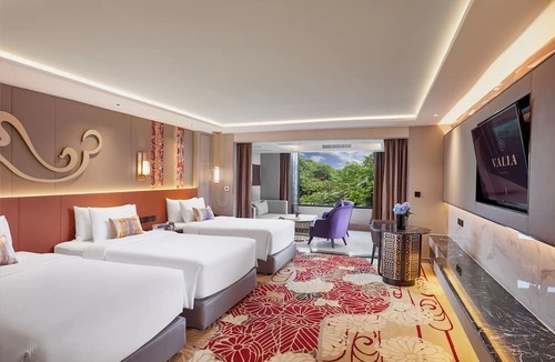 Khlong Tan Hotel | Valia Bangkok Sukhumvit 24 by Kingston Hotels