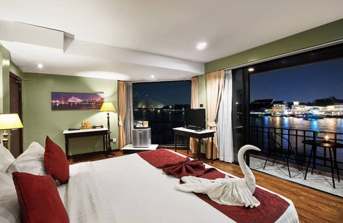Siriraj Hotel | Baan Wanglang Riverside