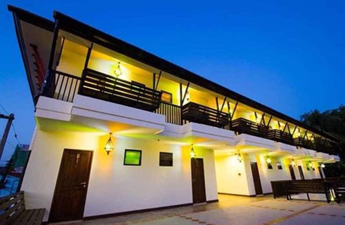 Wua Lai House | Baan Ratchiangsaen