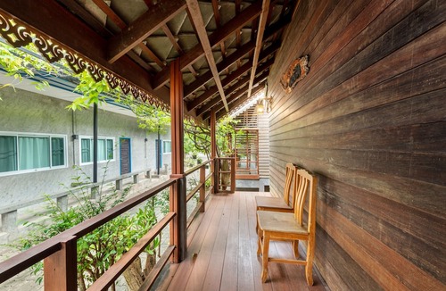Ban Phe Hotel | Mac Garden Resort