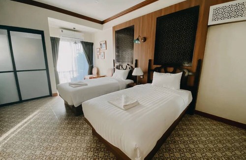 Khlong Song Ton Nun Hotel | Baan Chao Khun Hotel