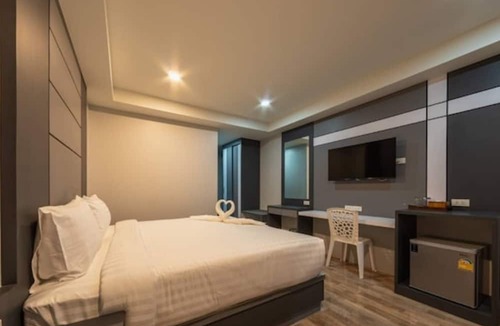 Danok Hotel | The Ring Border