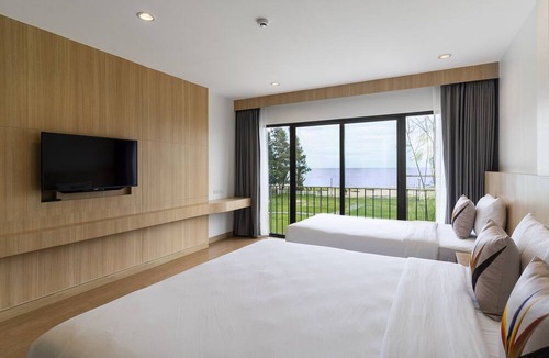 Hat Chao Samran Resort | Hatchao Heritage Beachfront Resort