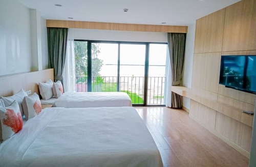 Hat Chao Samran Resort | Hatchao Heritage Beachfront Resort