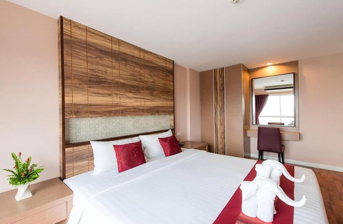 Nong Prue Hotel | Eastiny Resort & Spa