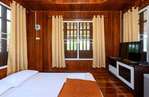 Nakhon Chai Si Hotel | Beung Sampathuan Nakornchaisri Resort