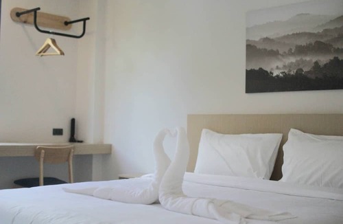 Nong Pa Khrang Hotel | Double J Hotel
