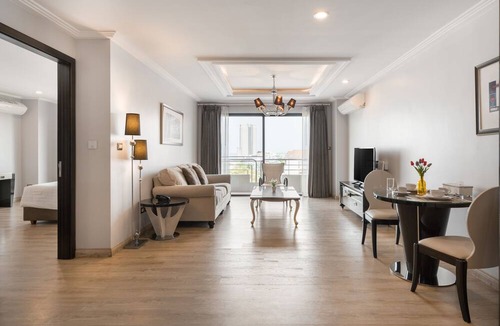 Pratumnak Hill Hotel | Sirin Exclusive Hotel & Residence