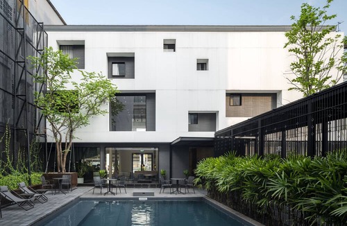 Ban Phan Thom Hotel | Lilit Bang Lumphu Hotel