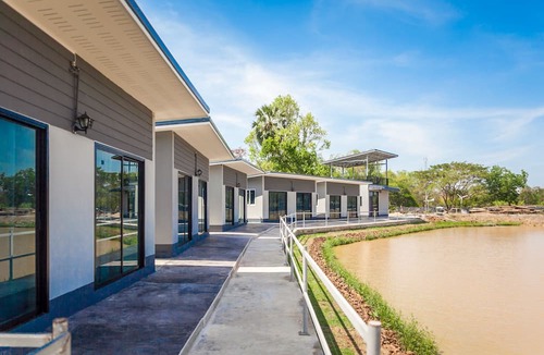 Lom Sak Hotel | C-CODE RESORT
