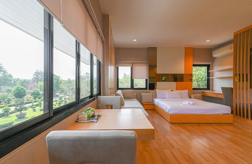 Tha Khoei Hotel | Suanpung Bonsai Village