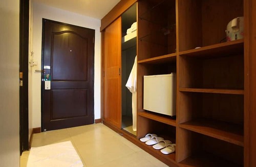 Khlong Kra Saeng Hotel | Royal Diamond Hotel