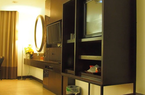 Khlong Kra Saeng Hotel | Royal Diamond Hotel