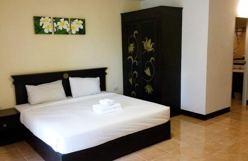 Huay Kaew Hotel | The Dome Residence