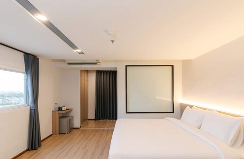 Bang Chalong Hotel | Le Srivaree Suvarnabhumi Airport Hotel
