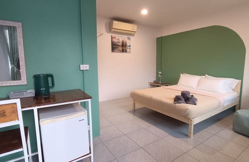 Huai Prik Bed & Breakfast | Lake Camp Resort