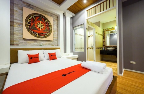 Bang Kra So Hotel | RedDoorz Plus Ruen Rattana Resort