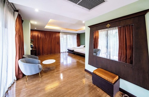 North Pattaya Hotel | Lanna Hotel by Kasalong Resort and Spa Pattaya