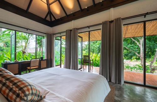 Suan Phueng Hotel | Phapok Eco Resort