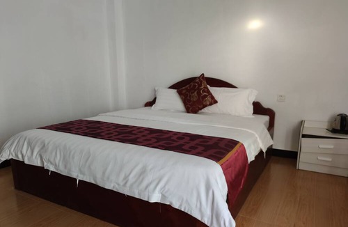Mittakpheap Hotel | Chan&Both guesthouse