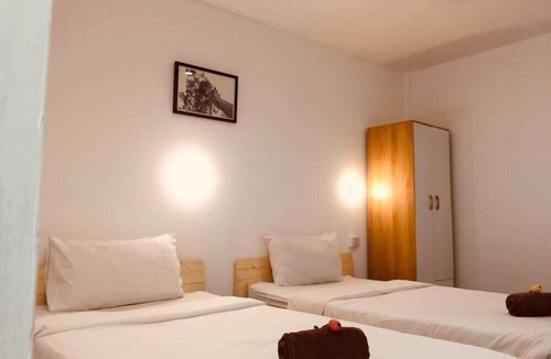 Khlong Tan Hostel | Owl's Nest Hostel