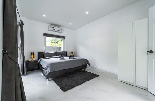 Khao Tao Villa | Modern Pool Villa with 5 Bedrooms - EDO