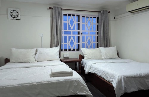 Prampir Makara Hotel | Empire House Phnom Penh