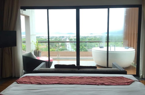 Chalong Resort | Chalong Chalet Resort & Longstay