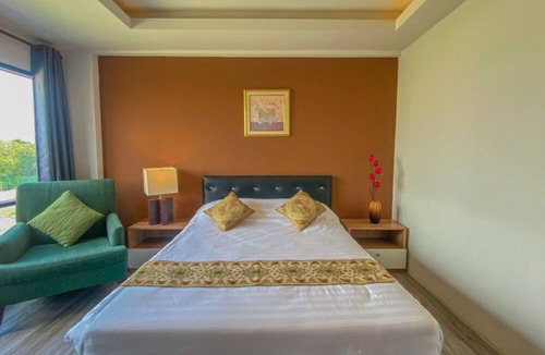 Ladprao Hotel | Plearnwan Deluxe Mansion