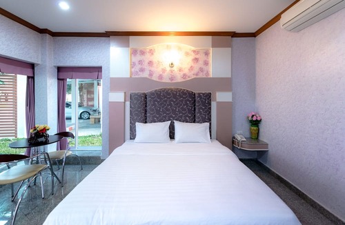 Surin Hotel | Martina Hotel