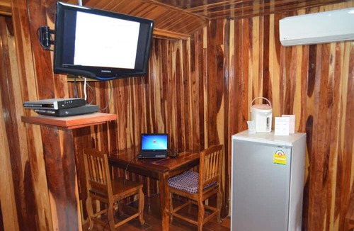 Udon Thani Resort | Bed and Breakfast STC