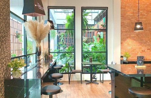 Mae Pim Hotel | The Poem Hotel