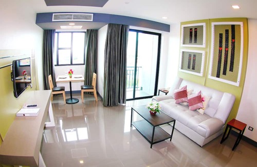 North Pattaya Hotel | Arthitaya Green Nature Hotel & Lakkhana