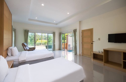 Ban Na Hotel | Thara Cholapruek Resort