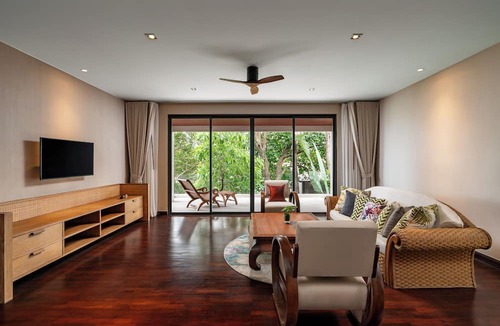 Chalong Hotel | Noku Phuket
