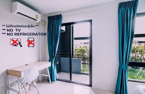 Bang Bo Hotel | The Living Hotel SamutPrakan